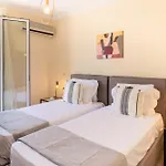 Entheos Center Kefalonia Дом отдыха Аргостолион