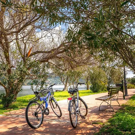 Entheos Center Kefalonia Case de vacanță Argostolion